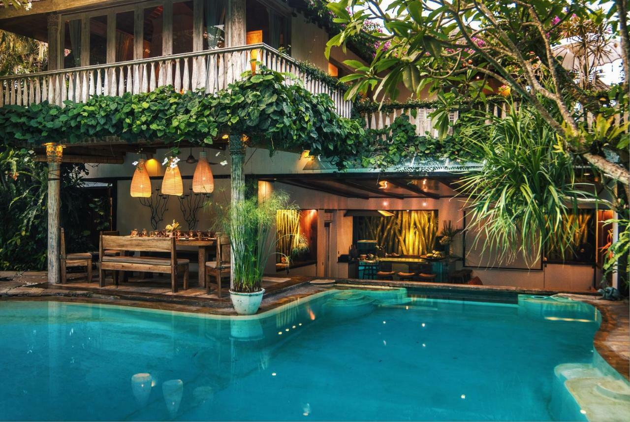 Villa Istimewa Seminyak Extérieur photo